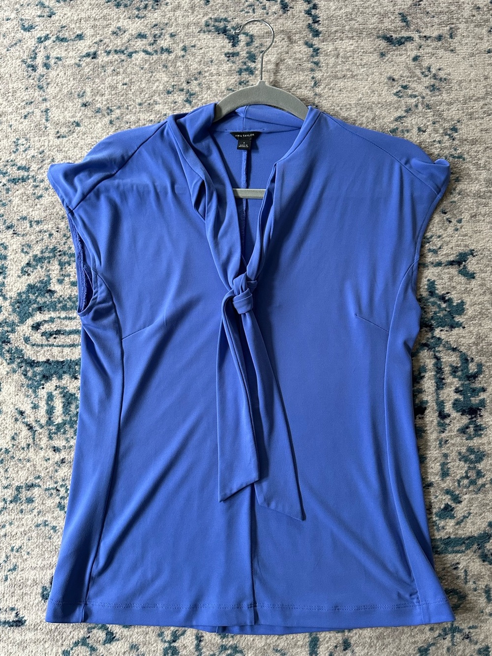Ann Taylor Tie Neck Blouse Bow Front Top S